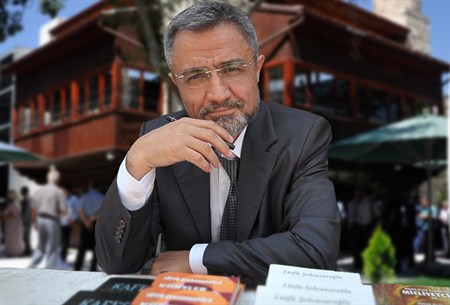 Lütfü Şehsuvaroğlu